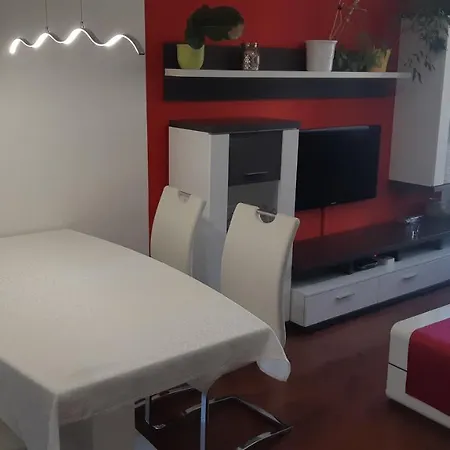 Urban Vaclav - Ubytovaci Sluzby, Apartman 3-1 شقة Týn nad Vltavou